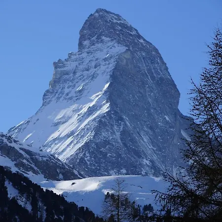 With Matterhorn View 采尔马特